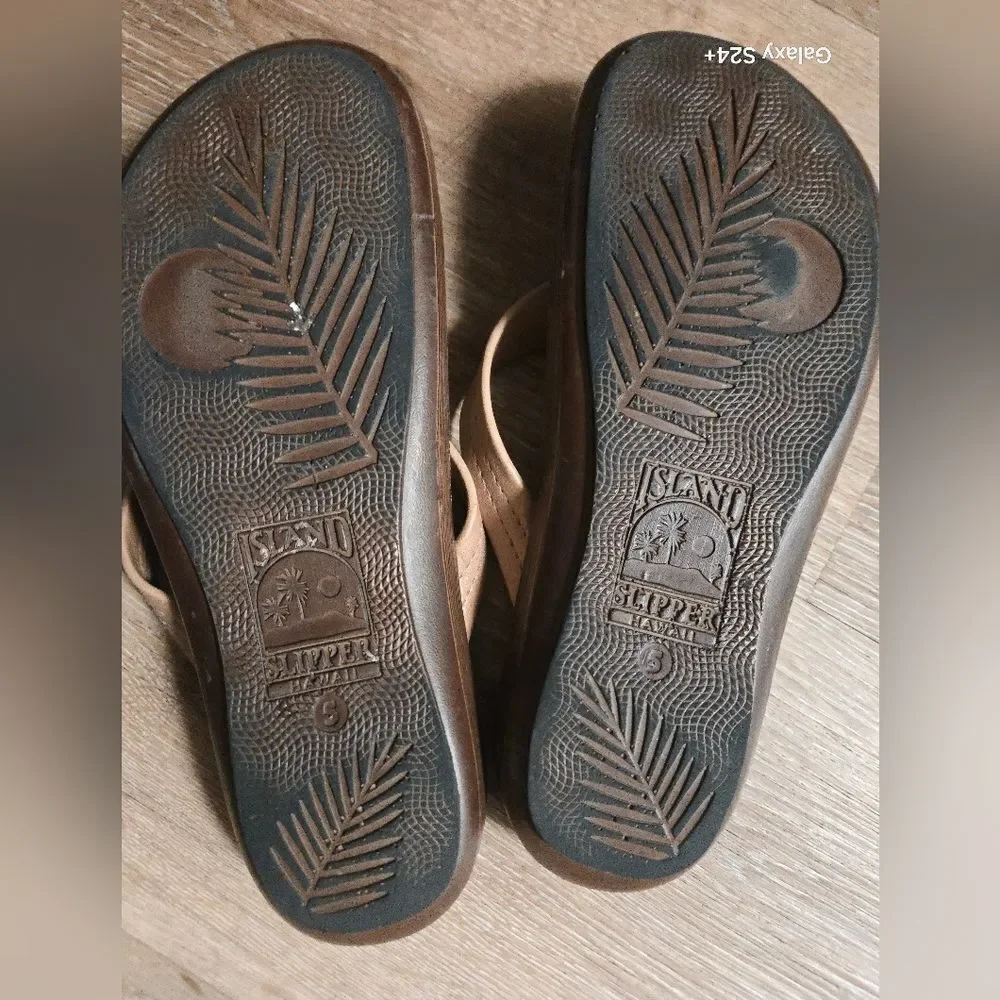 Brown Sandals with Contoured Footbed and Minimalist Design